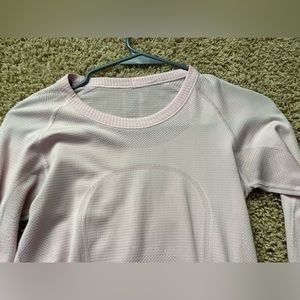 LuLu Lemon Swiftly Tech Long Sleeve